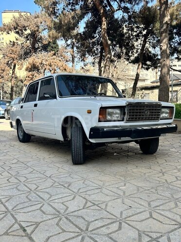 LADA (VAZ) 2107 2009, 240,000 km - 1.6 l - Bakı