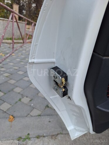 LADA (VAZ) Priora 2013, 177,327 km - 1.6 л - Yevlax