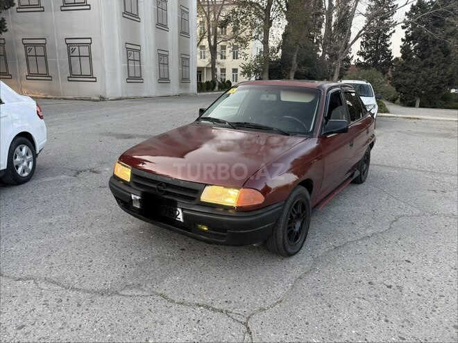 Opel Astra 1994, 329,000 km - 1.6 l - Bakı