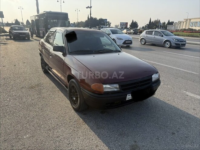 Opel Astra 1994, 329,000 km - 1.6 l - Bakı