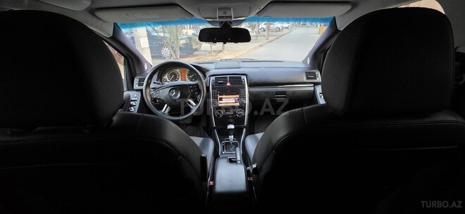 Mercedes B 180 2009, 225,000 km - 1.7 л - Sumqayıt