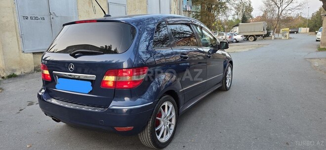 Mercedes B 180 2009, 225,000 km - 1.7 л - Sumqayıt