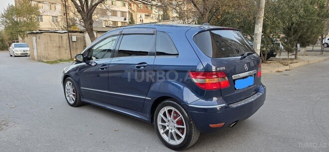 Mercedes B 180 2009, 225,000 km - 1.7 л - Sumqayıt