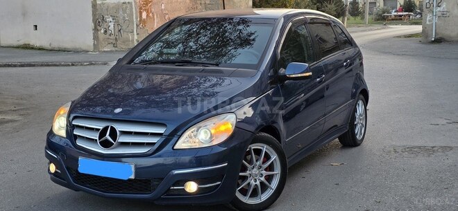 Mercedes B 180 2009, 225,000 km - 1.7 л - Sumqayıt