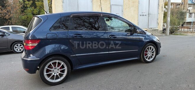 Mercedes B 180 2009, 225,000 km - 1.7 л - Sumqayıt