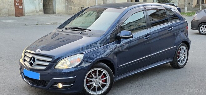 Mercedes B 180 2009, 225,000 km - 1.7 л - Sumqayıt