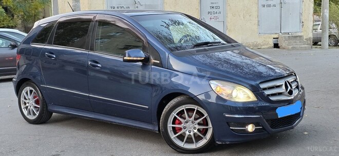 Mercedes B 180 2009, 225,000 km - 1.7 л - Sumqayıt