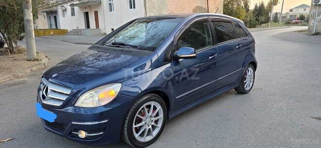 Mercedes B 180 2009, 225,000 km - 1.7 л - Sumqayıt