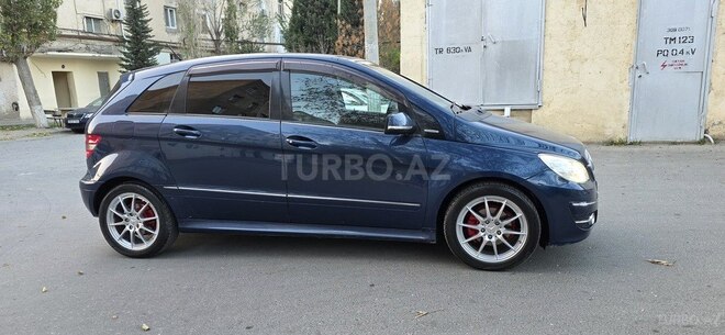 Mercedes B 180 2009, 225,000 km - 1.7 л - Sumqayıt