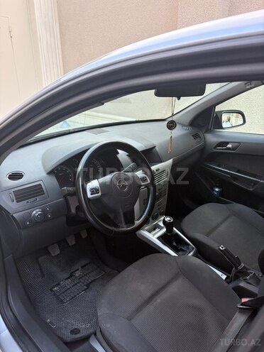 Opel Astra 2009, 230,000 km - 1.4 l - Gəncə