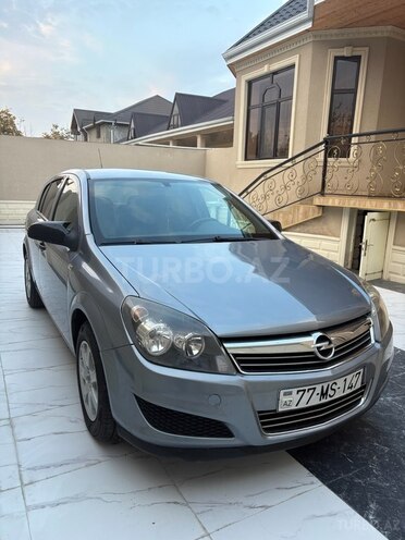Opel Astra 2009, 230,000 km - 1.4 l - Gəncə
