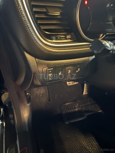 Kia Optima 2015, 209,215 km - 2.0 l - Quba