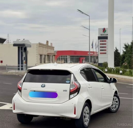 Toyota Aqua 2018, 138,000 km - 1.5 l - Bakı