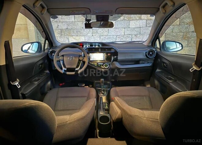 Toyota Aqua 2018, 138,000 km - 1.5 l - Bakı