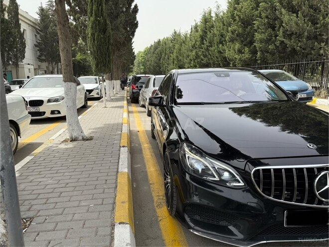 Mercedes E 220-4