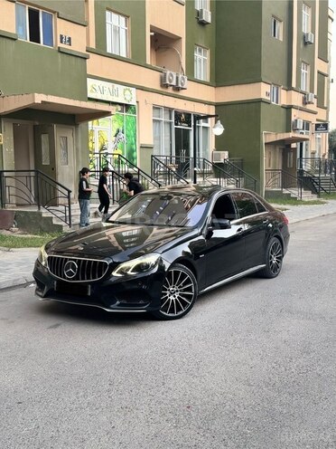 Mercedes E 220-7