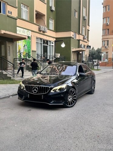 Mercedes E 220-6