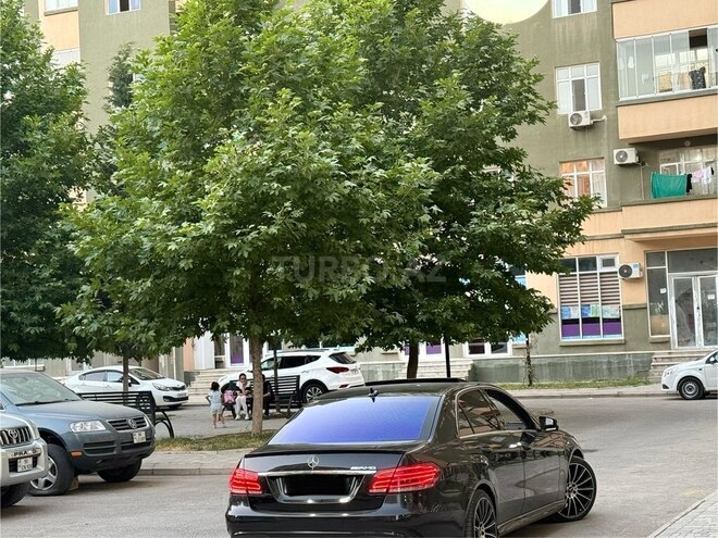 Mercedes E 220-9