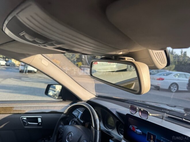Mercedes E 220-15