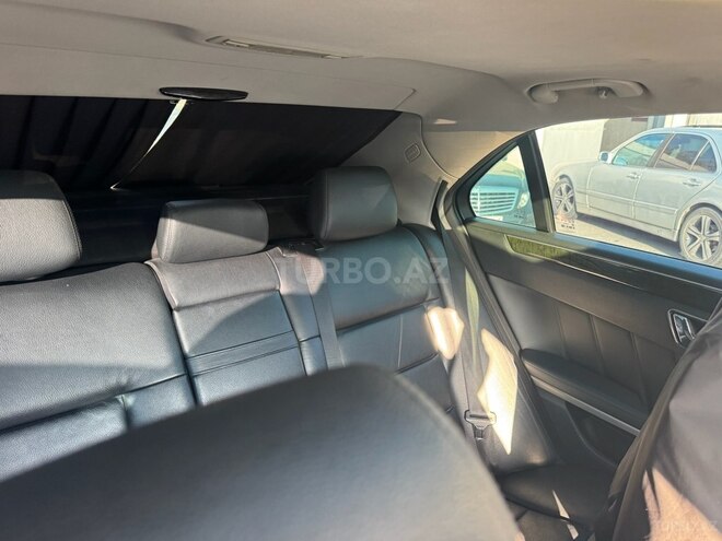 Mercedes E 220-14