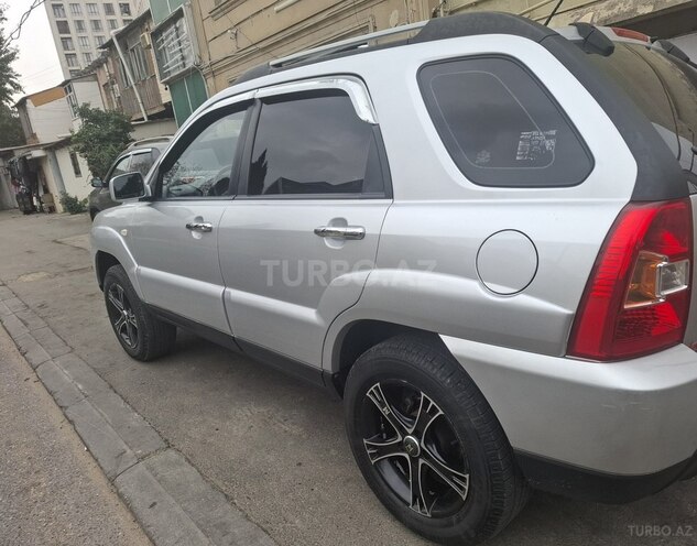 Kia Sportage 2009, 226,000 km - 2.0 l - Bakı