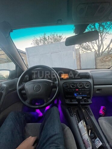 Opel Omega 1995, 370,000 km - 2.0 l - Sumqayıt