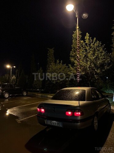 Opel Omega 1995, 370,000 km - 2.0 l - Sumqayıt