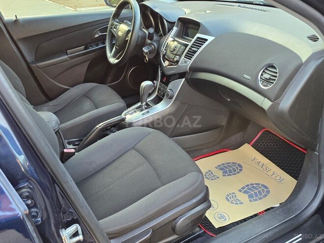 Chevrolet Cruze 2011, 267,000 km - 1.4 l - Sumqayıt