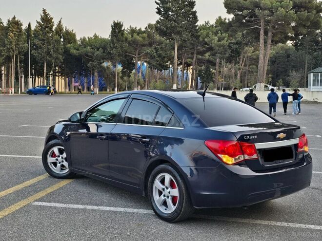 Chevrolet Cruze 2011, 267,000 km - 1.4 l - Sumqayıt