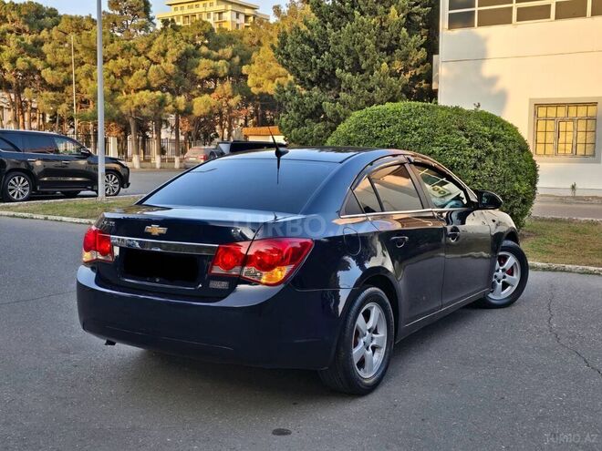 Chevrolet Cruze 2011, 267,000 km - 1.4 l - Sumqayıt
