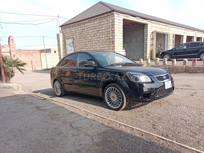 Kia Rio 2010, 400,000 km - 1.4 l - Gəncə