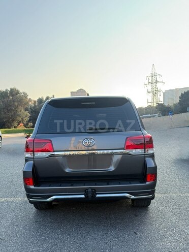 Toyota Land Cruiser 2018, 182,000 km - 4.0 l - Bakı