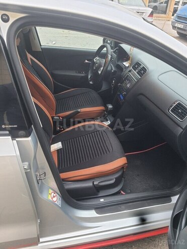 Volkswagen Polo 2010, 194,000 km - 1.4 l - Bakı