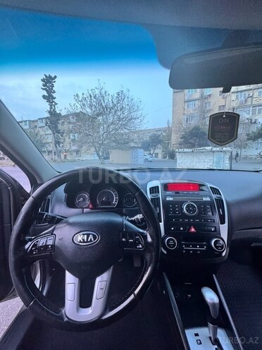 Kia  2010, 272,000 km - 1.6 l - Bakı