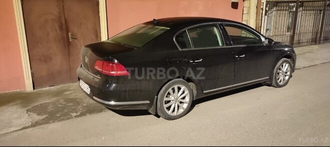 Volkswagen Passat 2012, 206,107 km - 1.8 л - Qusar