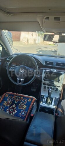 Volkswagen Passat 2012, 206,107 km - 1.8 л - Qusar