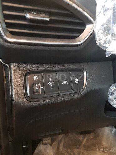 Hyundai Santa Fe 2019, 195,000 km - 2.0 l - Bakı