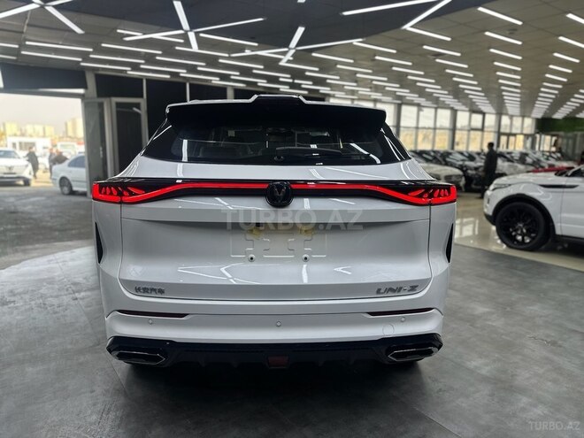 Changan Uni-Z-7