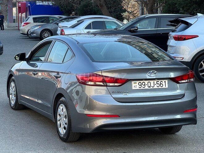 Hyundai Elantra 2018, 39,109 km - 2.0 l - Bakı