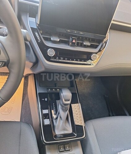 Toyota Corolla Cross 2025, 14 km - 2.0 l - Bakı