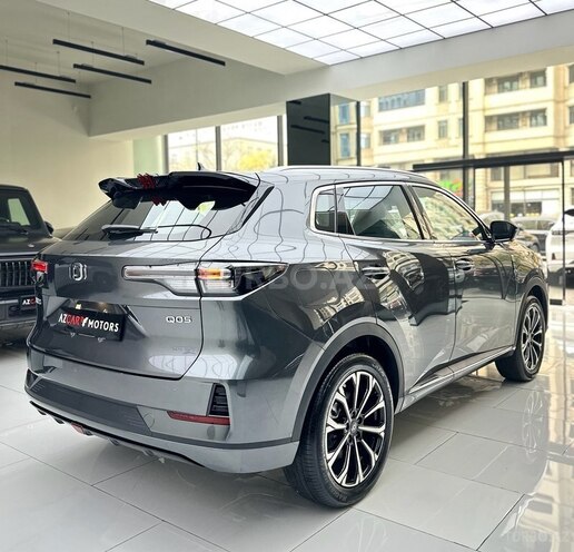 Changan Qiyuan Q05-6