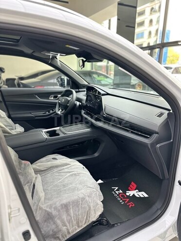 Changan Qiyuan Q05-17
