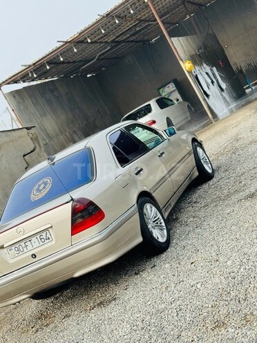 Mercedes C 200 1997, 213,000 km - 2.0 л - Goranboy