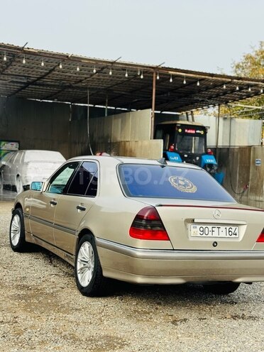 Mercedes C 200 1997, 213,000 km - 2.0 л - Goranboy
