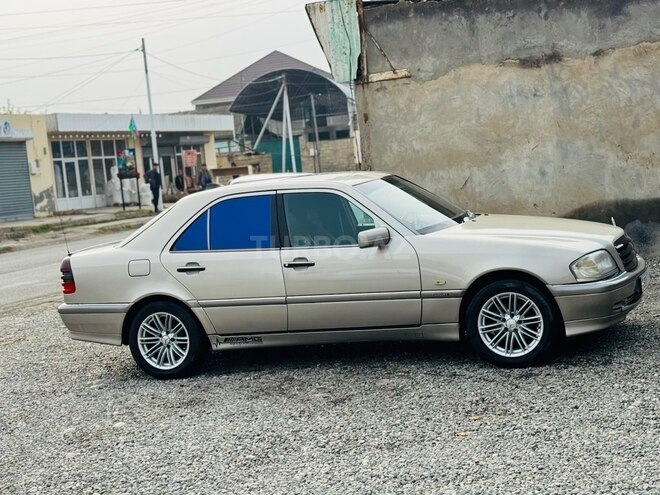 Mercedes C 200 1997, 213,000 km - 2.0 л - Goranboy