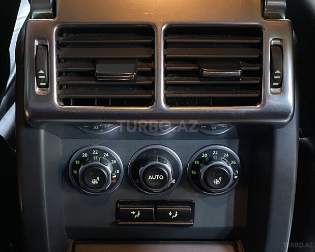 Land Rover Range Rover-21