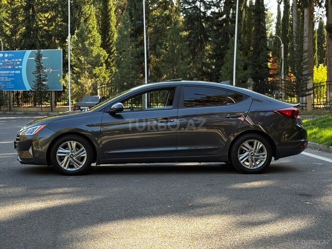Hyundai Elantra 2020, 98,500 km - 2.0 л - Mingəçevir