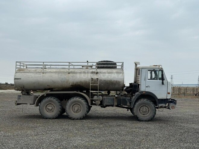KamAz 43101 1990, 200,000 km - 11.0 l - Neftçala