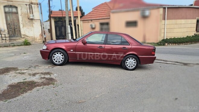 Mercedes C 200 1999, 193,542 km - 2.0 l - Bakı