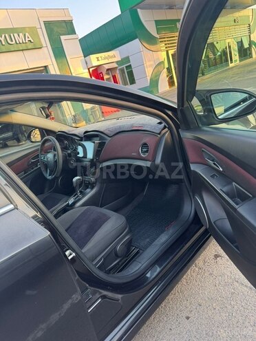 Chevrolet Cruze 2011, 215,000 km - 1.4 l - Salyan